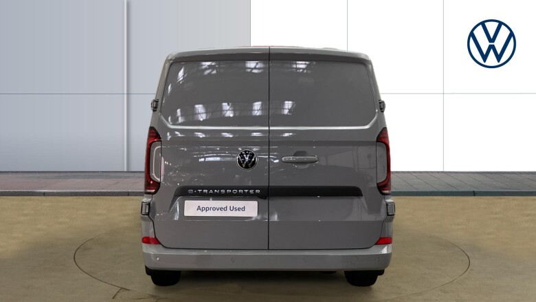 Volkswagen Transporter T32 Swb Electric 160kW 65kWh Commerce Pro Van Auto